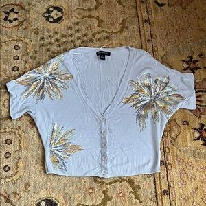 INC International Concepts Light Gray Button-Down Shirt with Floral Accents